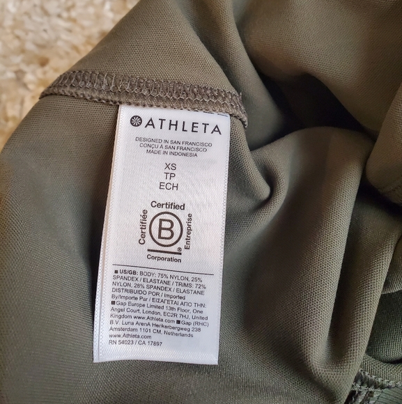 NWT Athleta High Rise Cargo Jogger - Picture 5 of 6